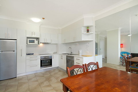 Hibiscus On The Beach - Sunshine Coast Guide 38
