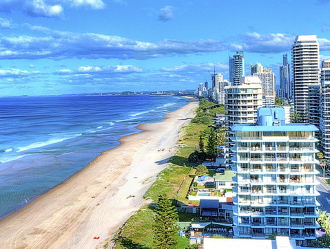 Hibiscus On The Beach - Sunshine Coast Guide 1