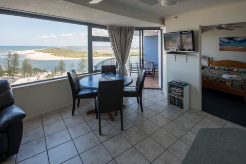 Centrepoint Apartments Caloundra - Sunshine Coast Guide 31