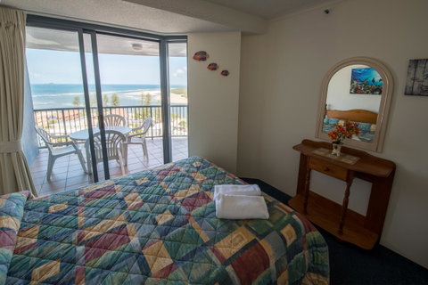 Centrepoint Apartments Caloundra - Sunshine Coast Guide 36