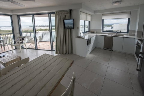 Centrepoint Apartments Caloundra - Sunshine Coast Guide 20
