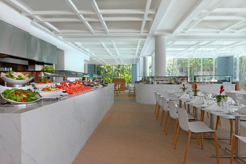 Sheraton Grand Mirage Resort Gold Coast - Sunshine Coast Guide 37