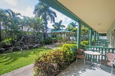 Shamrock Gardens Motel - Sunshine Coast Guide 5