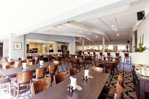 Shamrock Gardens Motel - Sunshine Coast Guide 7
