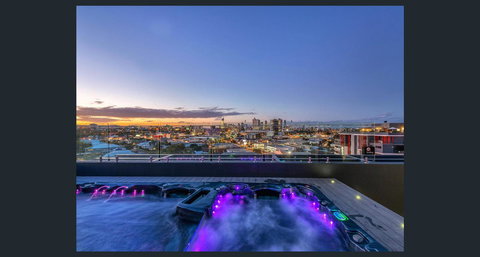 Eastwood Apartments - Sunshine Coast Guide 18