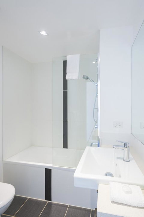 Eastwood Apartments - Sunshine Coast Guide 13