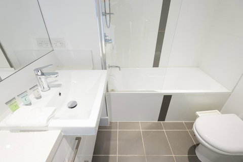 Eastwood Apartments - Sunshine Coast Guide 33