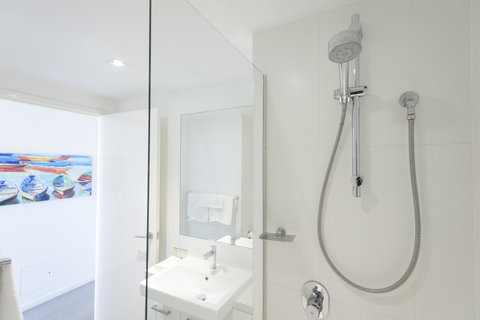 Eastwood Apartments - Sunshine Coast Guide 39