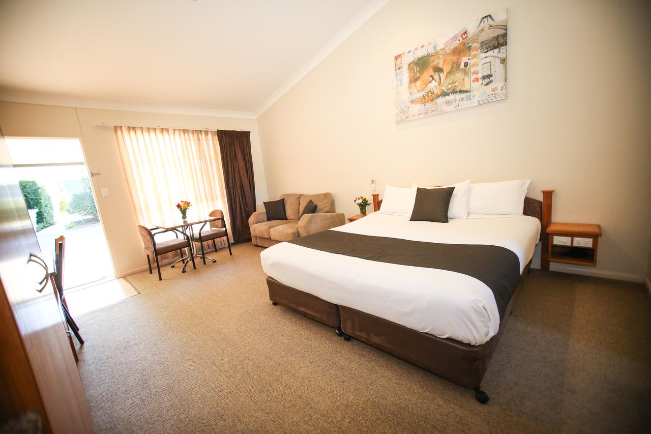 Roma QLD Sunshine Coast Guide