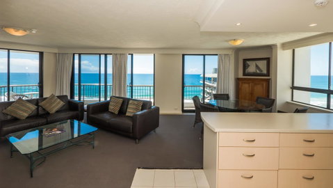 Carrington Court - Sunshine Coast Guide 7
