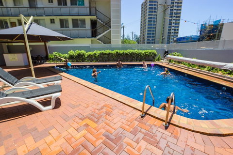 Carrington Court - Sunshine Coast Guide 34
