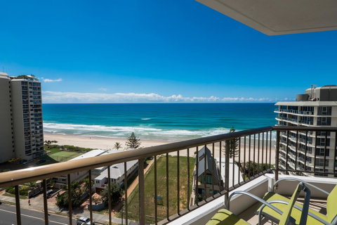 Carrington Court - Sunshine Coast Guide 15