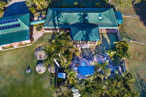 Hay Point Country BnB - Sunshine Coast Guide 4