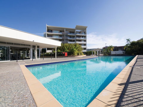 Oaks Brisbane Mews Suites - Sunshine Coast Guide 0