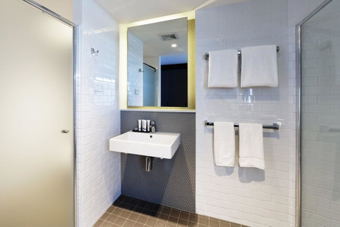 Alpha Mosaic Hotel Fortitude Valley Brisbane - Sunshine Coast Guide 10