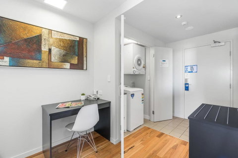 Essence Apartments Chermside - Sunshine Coast Guide 21