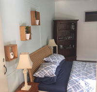 SEA-esta - Sunshine Coast Guide