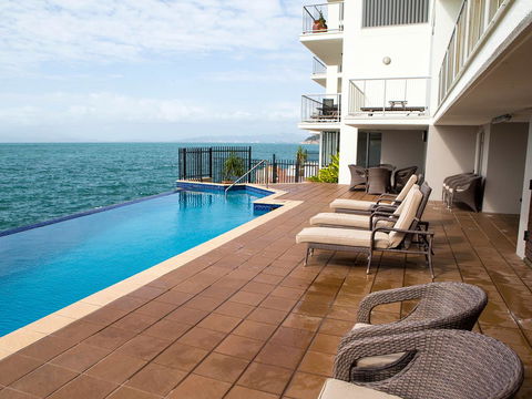 Grand Mercure Apartments Magnetic Island - Sunshine Coast Guide 4
