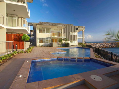 Grand Mercure Apartments Magnetic Island - Sunshine Coast Guide 25