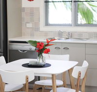 Island Cottages - Sunshine Coast Guide