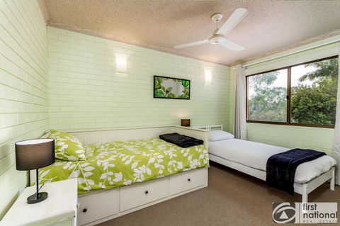 Air Conditioned Unit Stones Throw To The Waterfront. - Sunshine Coast Guide 14