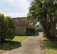 'Bay Dream' Upstairs Unit Three - Sunshine Coast Guide
