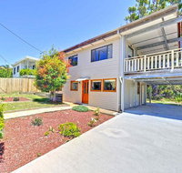 'Beach Break 2' 2/10 Lionel St - downstairs unit with Aircon - Sunshine Coast Guide