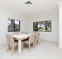 'Ocean to Beach' Luxury Hide Away - Sunshine Coast Guide