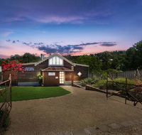 'The Coach House' At Lochiel - Sunshine Coast Guide