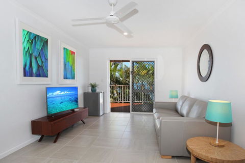 10 Mona Vista Crt, Coolum Beach, VIEWS, WiFi, Pet Friendly - Sunshine Coast Guide 1