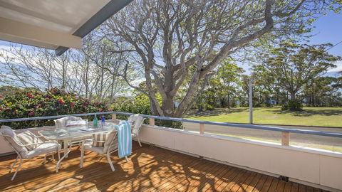 103 Bannister Head Rd - Beaming Bannister Retreat - Sunshine Coast Guide 0
