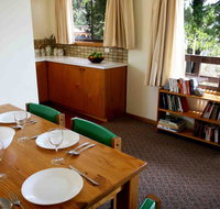 11 Townsend Street Jindabyne - Sunshine Coast Guide