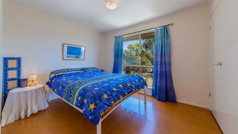 12 Aloha Drive, Ventnor - Sunshine Coast Guide 3