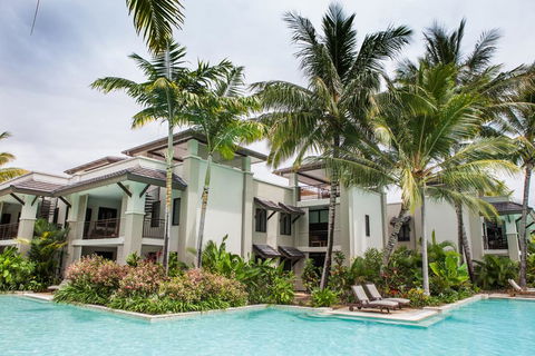 131 Sea Temple Luxury Swimout Apt. - Sunshine Coast Guide 0