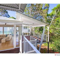 14 Little Cove Road - Sunshine Coast Guide