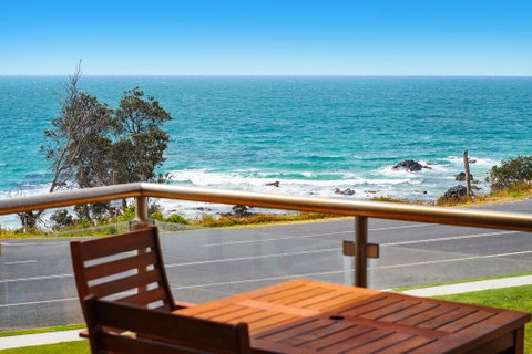 15 Beachpark Apartments - Sunshine Coast Guide 3