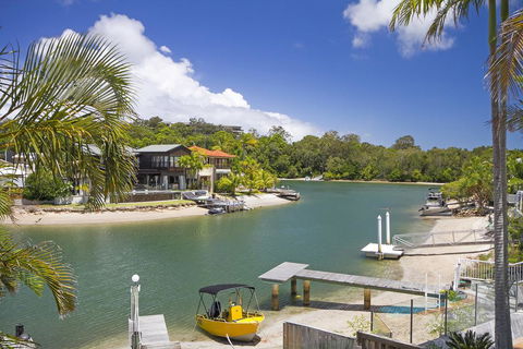 15 Cooran Court, Noosa Sound - Sunshine Coast Guide 0