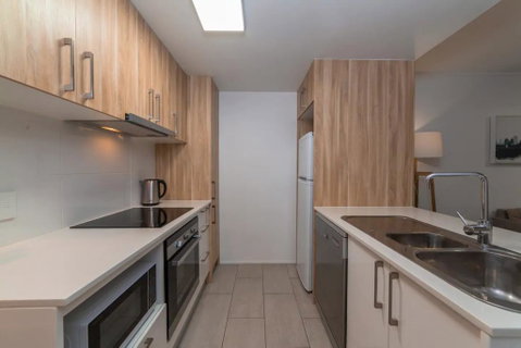2 Bedroom Apartment Seconds From Valley - Sunshine Coast Guide 1