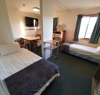 2 Lakeview Plaza - Sunshine Coast Guide