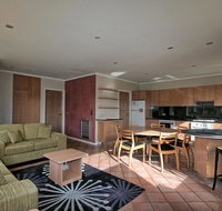 2 Munyang Street Jindabyne - Sunshine Coast Guide