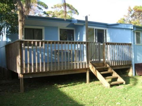 2/9 Donlan Rd - Delightful Donlan - Sunshine Coast Guide 0