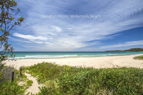 2/9 Donlan Rd - Delightful Donlan - Sunshine Coast Guide 3