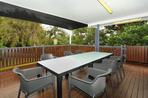 20 Scrub Road, Coolum Beach - Pet Friendly, Linen Included - Sunshine Coast Guide 0