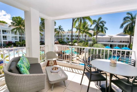 2121 BEACH CLUB - Sunshine Coast Guide 0