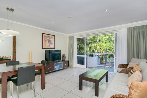 214 Spindle Cowrie Apartment - Sunshine Coast Guide 1