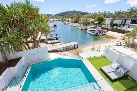 Callula , River Paradise With Private Pool - Sunshine Coast Guide 2
