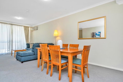 C Mandurah Apartment Resort - Sunshine Coast Guide 2