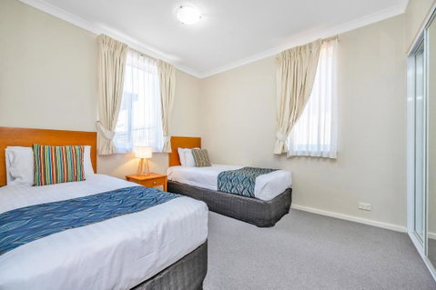 C Mandurah Apartment Resort - Sunshine Coast Guide 3
