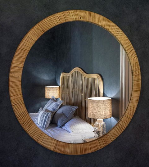 Dal Zotto Homestead & Studios - Sunshine Coast Guide 4