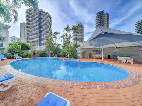 2BR Aloha Lane Main Beach Apartment - Sunshine Coast Guide 3